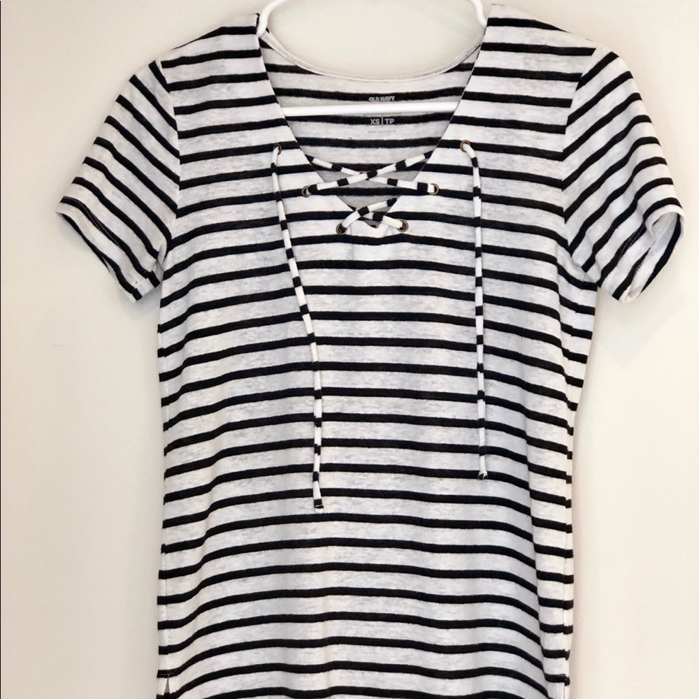 Striped lace up tee